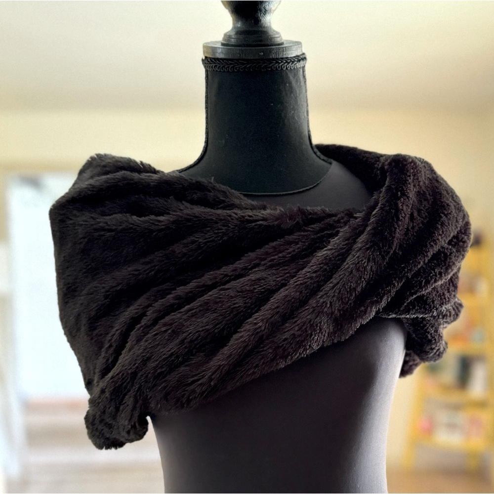 bp Faux Fur Infinity Scarf: Size Small; Black